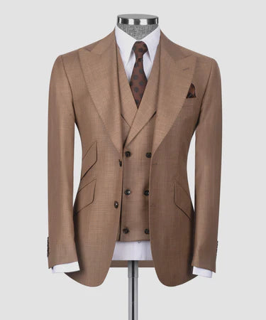 Dio Baby Lonianl Men's Camel 100% Wool Classic Pointed Collar Triple Classic Suit W/ Straight Leg Trousers