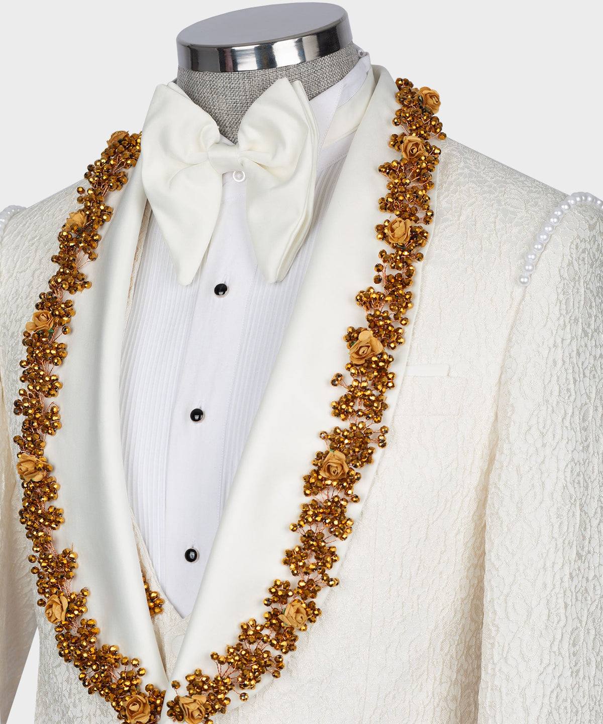 Dio Baby Lonian Men's Gold Crystal Jewelried Cream Special Tuxedo Custom Desing Vest Suit