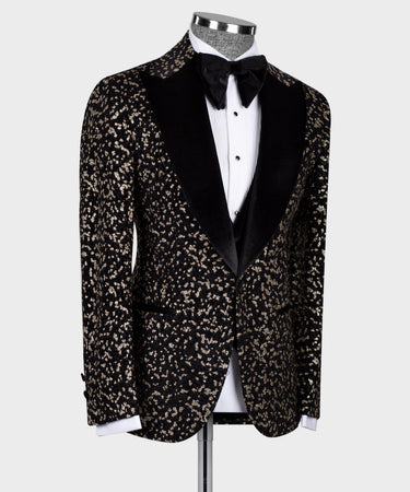 Velvet Lapeled Bronze Detailed Tuxedo